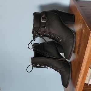 Women's Heeled Booties Size 9